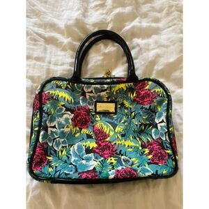 Betsey Johnson Large Floral Makeup Travel Cosmetic Bag